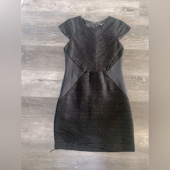 Kenneth Cole Black Figure Flattering Glitter Tweed Dress size 6 - Picture 3 of 8
